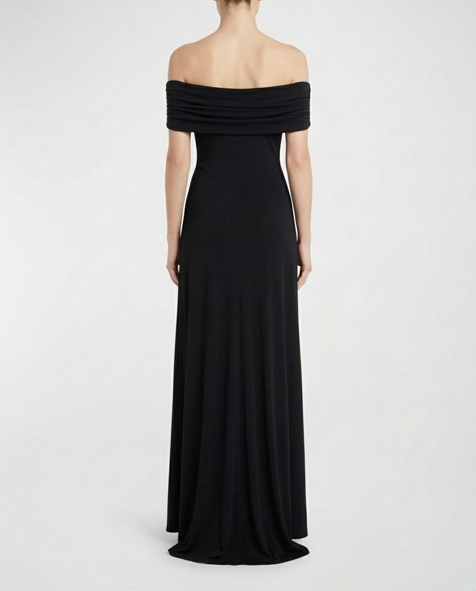 Abito lungo off-shoulder