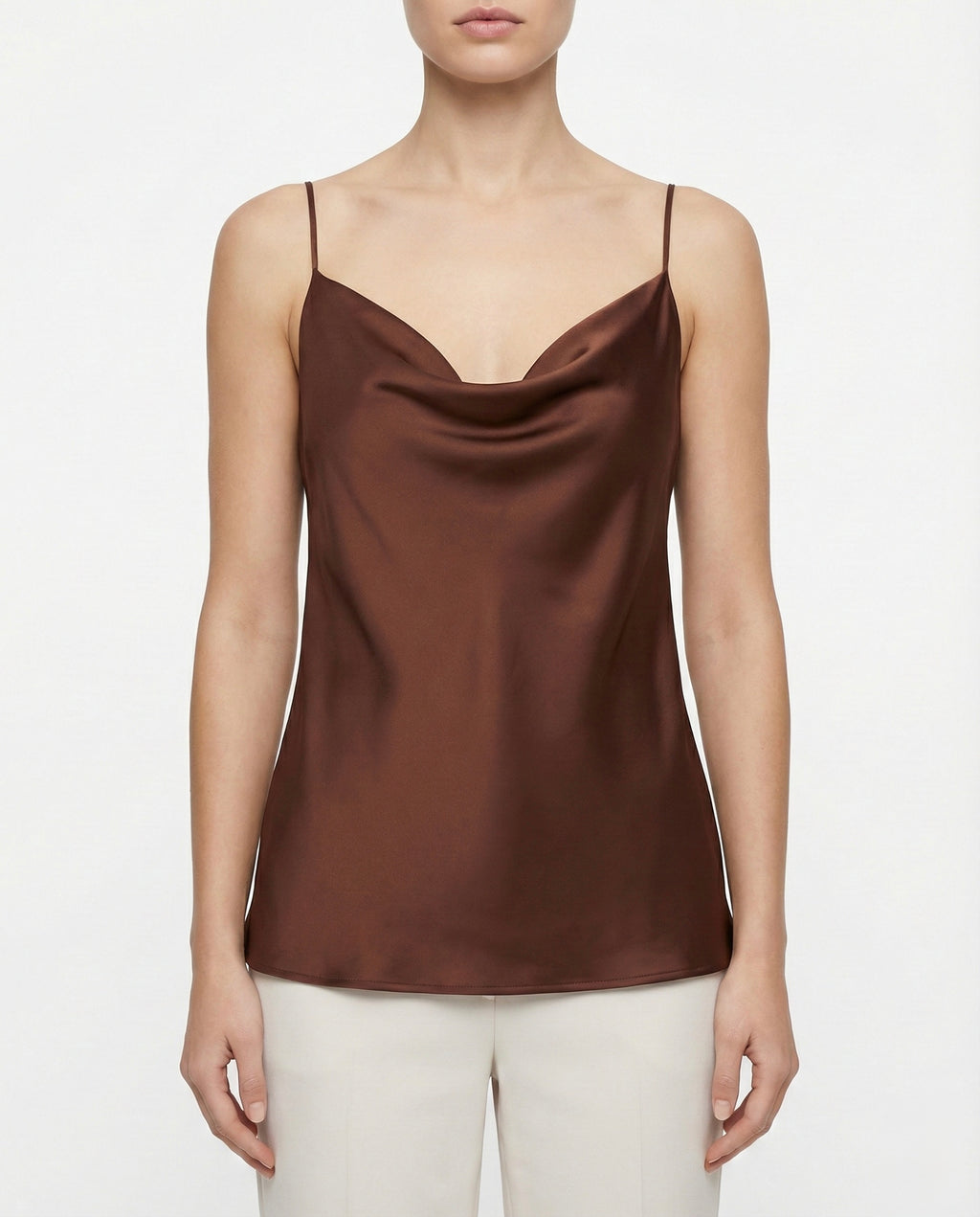 Top in raso con scollo drappeggiato e