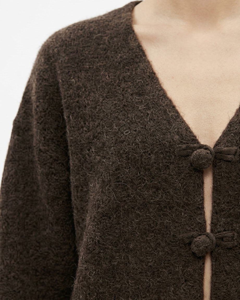 Cardigan Selected Femme in Lana RWS e Alpaca Marrone con Chiusura a Alamari